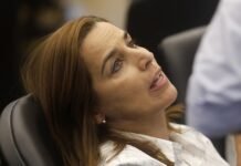 Carrizo pasa de criticar a Milei a sumarse al armado de Bornoroni Imagen de la noticia